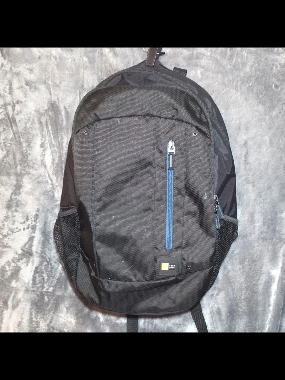 Black Backpack with Blue Zip Accent - Casual Everyday Pack